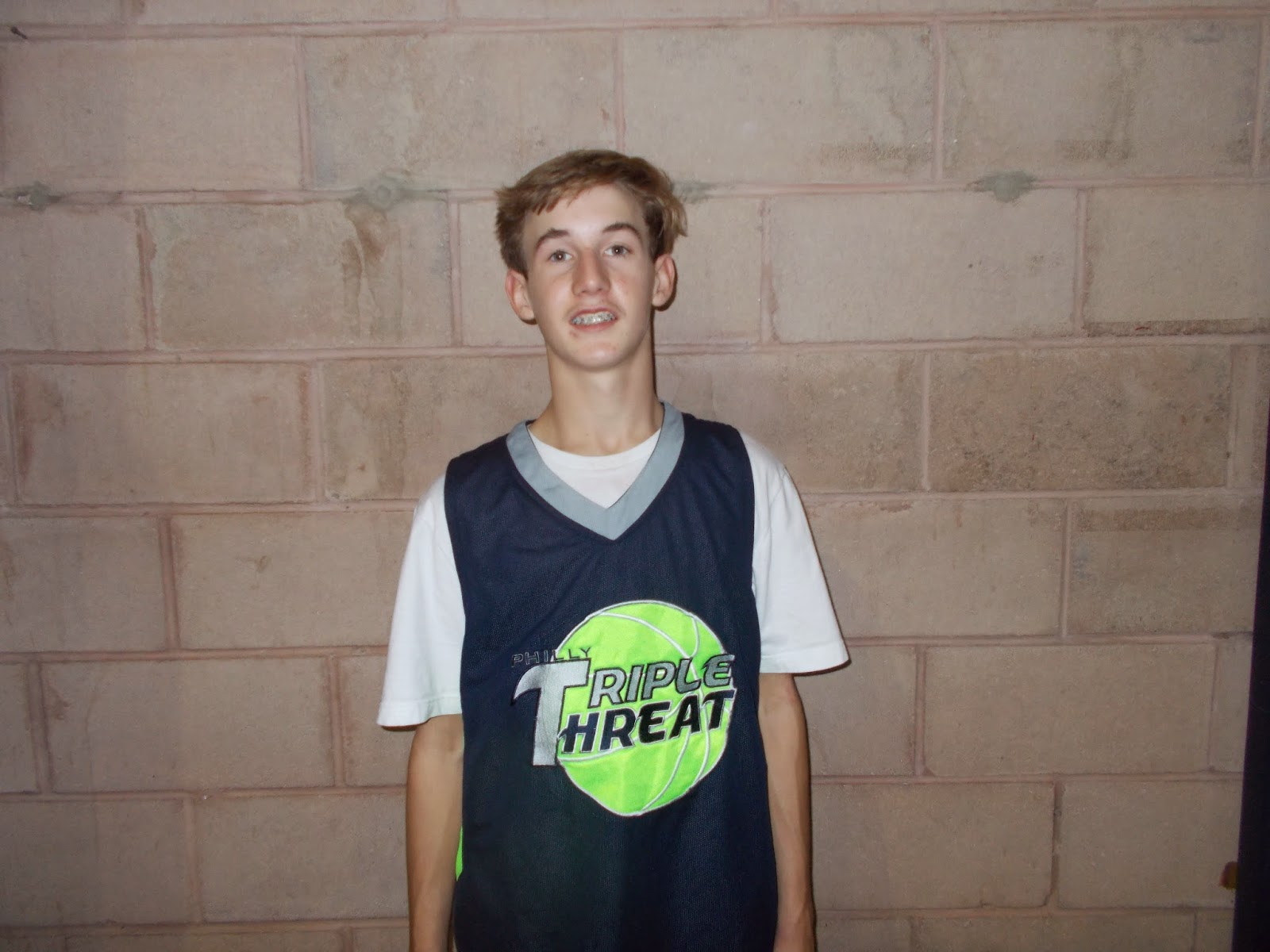 BASKETBALL SPOTLIGHT NEWS Hoop Group Fall Jam Fest 8th Grade Recap